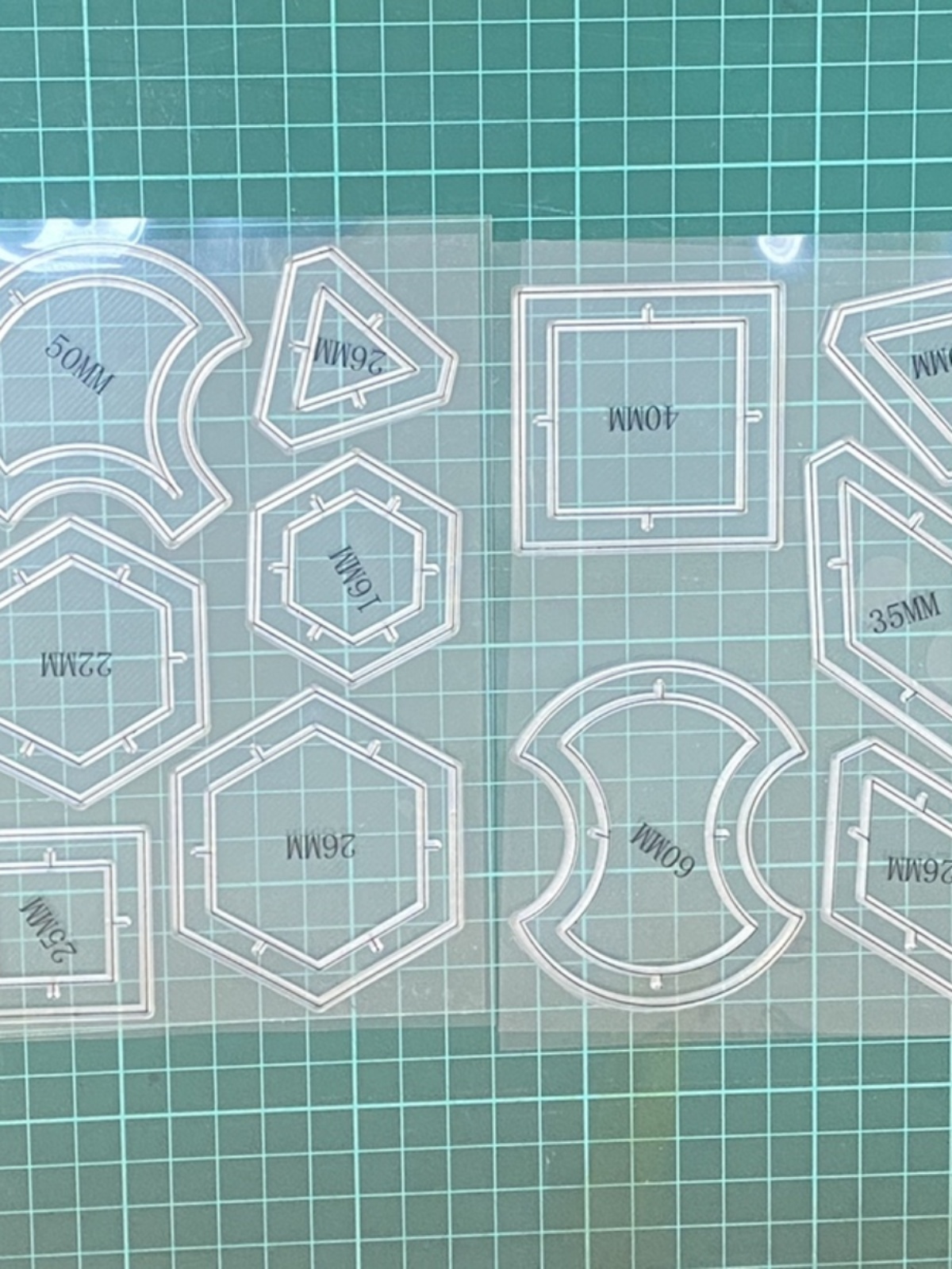 Model Kit Tool - New Handmade Fabric DIY Patchwork Wall