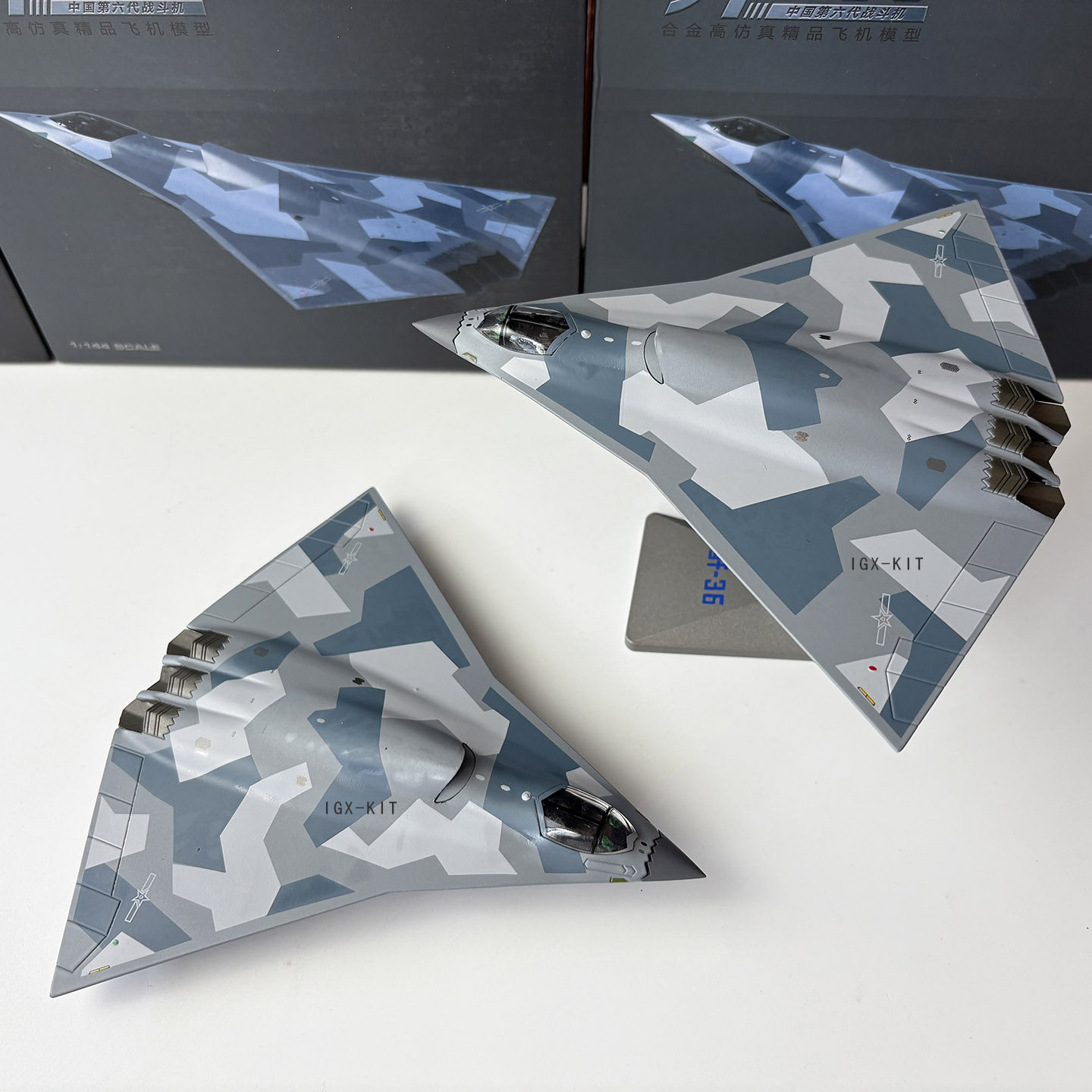1/144 J-36 Chinese 6th Generat - огляд і ціна Model Kit Jet