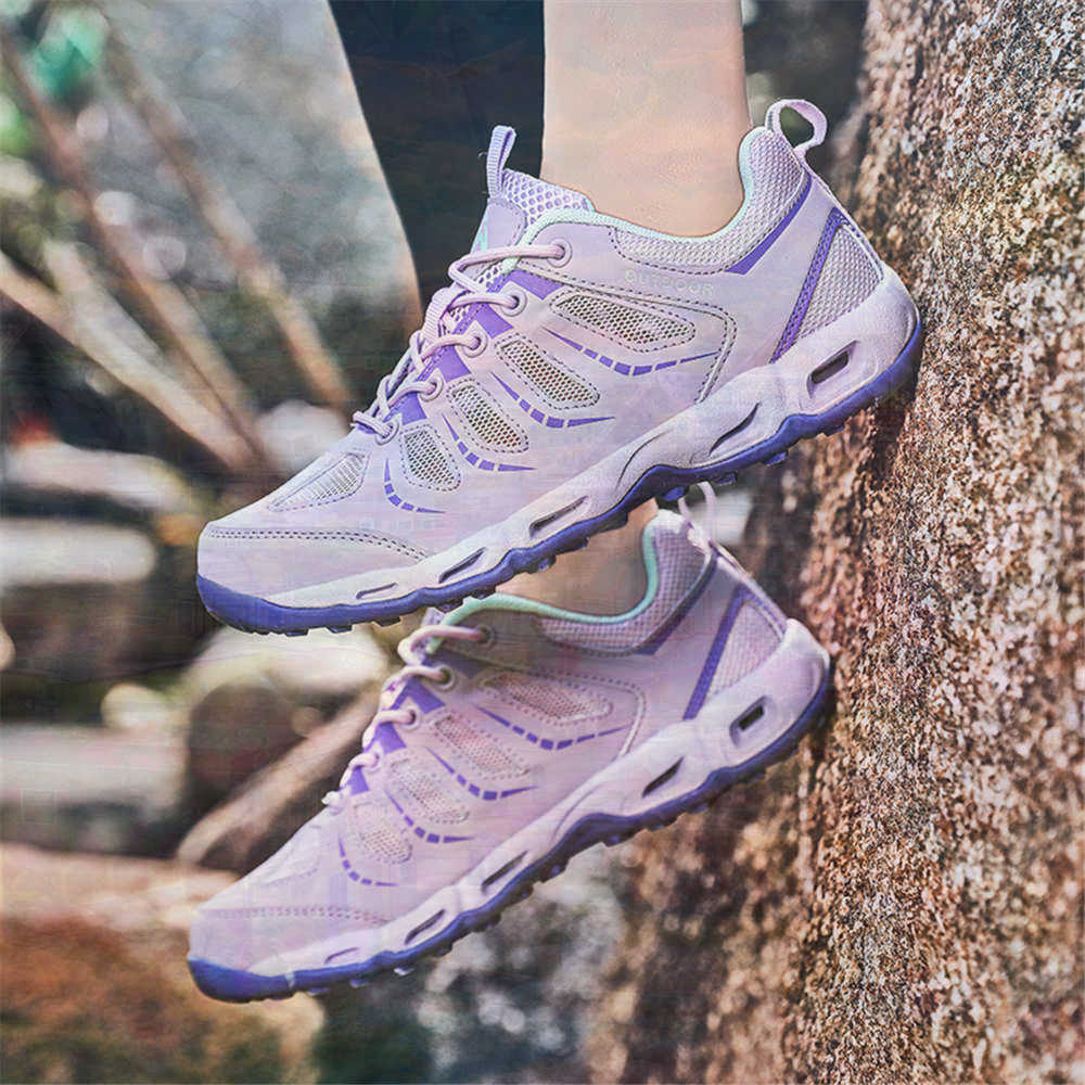 Sumer Round Tip Silver Sneaker - огляд і ціна Model Kit Runner